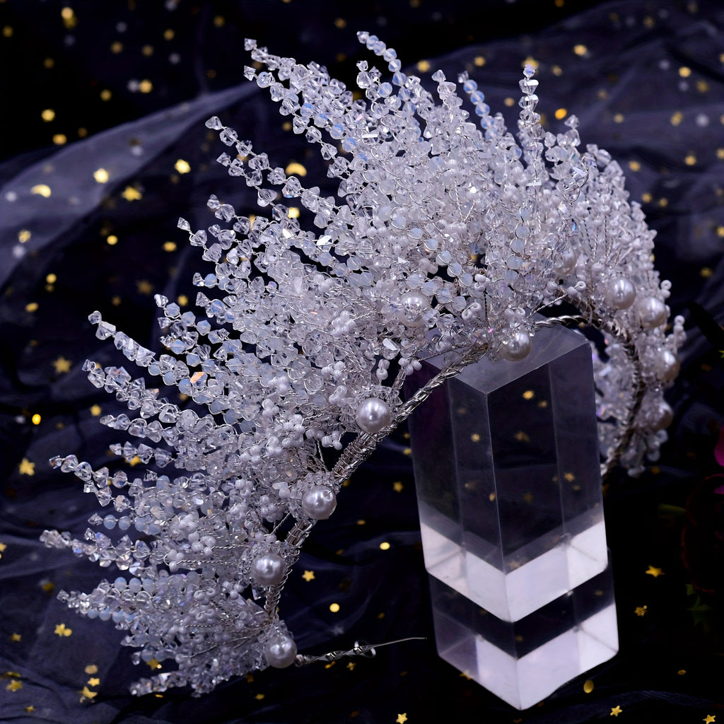 An Elegant Bride's Crown Artificial Crystal Wedding Hair Accessory for Women's Party and Ball