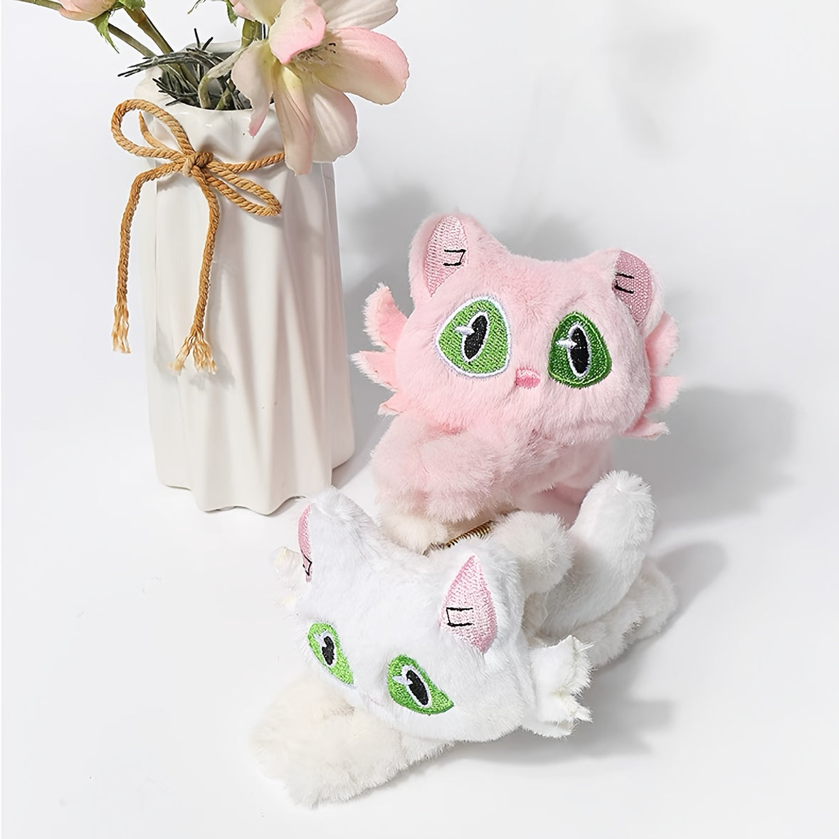 Cute 3D Cat Claw Hair Clip - Large Shark Clip with Expressive Eyes, Secure Hold for Women'S Updos