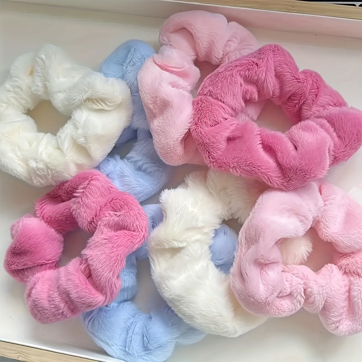 5\u002F8pcs Autumn and Winter Style Plush Large Intestine Hair Ring Simple and Versatile Hair Ring That Does Not Damage Hair