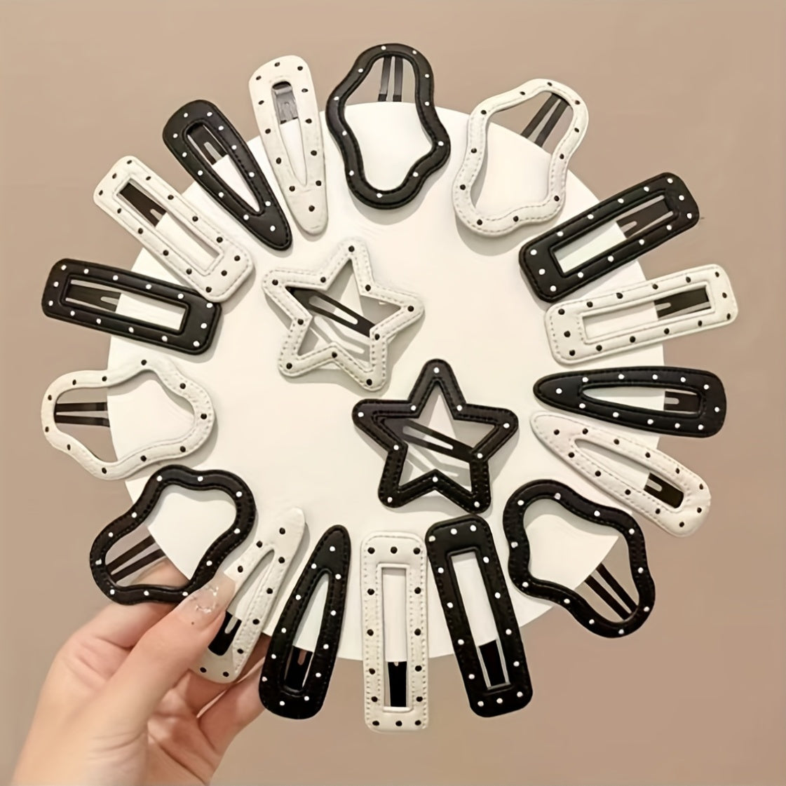 A Set of 8 Adorable Star And Cloud Faux Leather Hair Clips