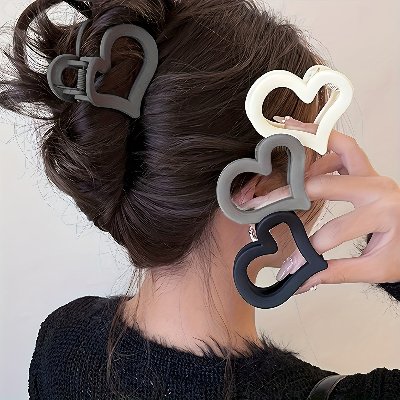 Set Of 4\u002F8\u002F12 Small Heart Hair Clip Set - Cute Minimalist Style Plastic Hair Accessory for Women